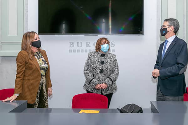 Firma del convenio de colaboración entre la Asociación Alejandro Yagüe, el Instituto Municipal de Cultura del Ayuntamiento de Burgos y Fundación Cajacírculo